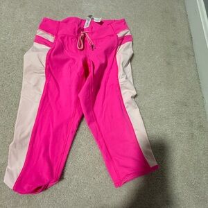 Lululemon pink yoga pants